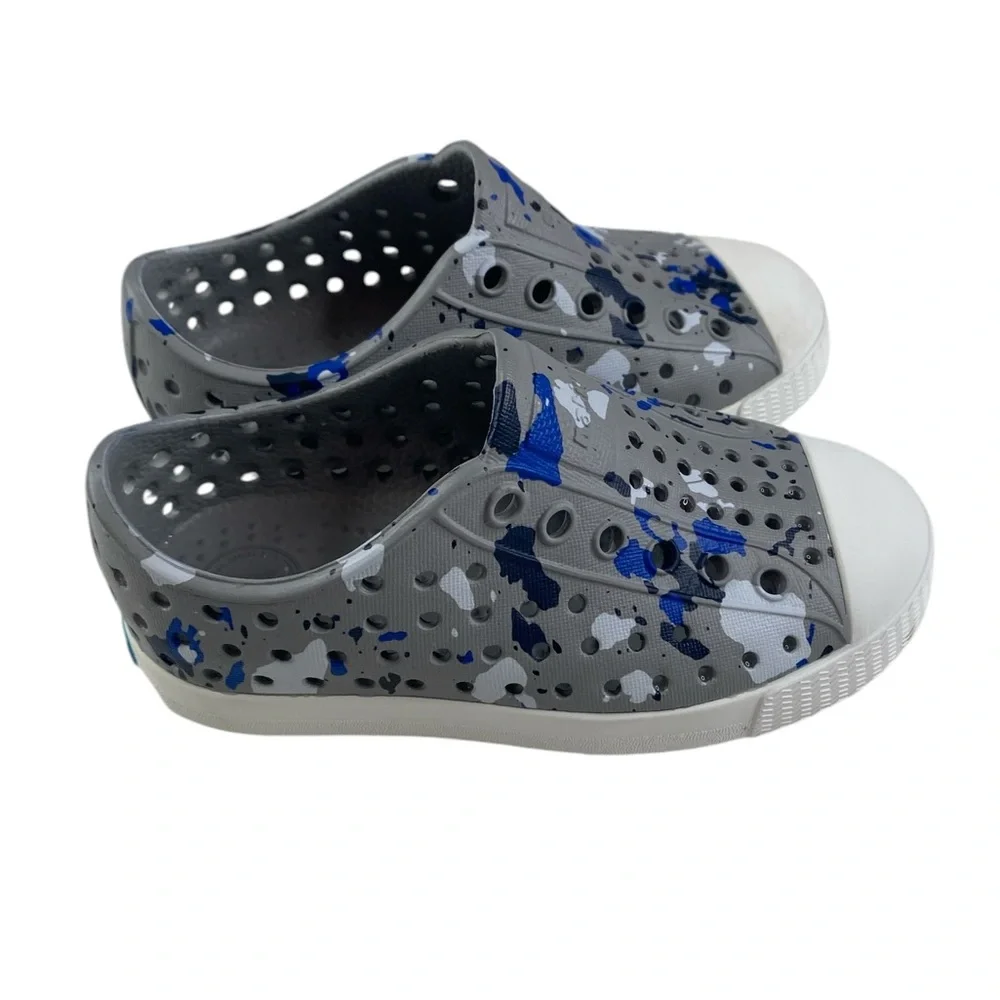 Native Jefferson Water Shoes Grey Size C7